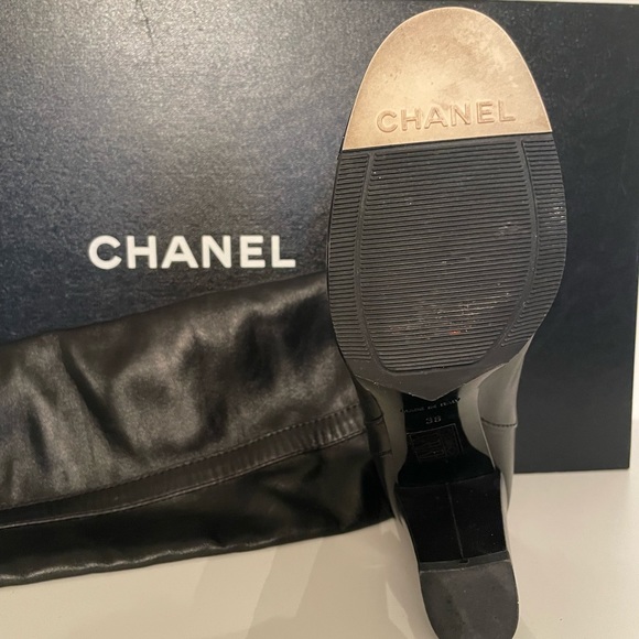 Chanel over the knee boots - Picture 5 of 6